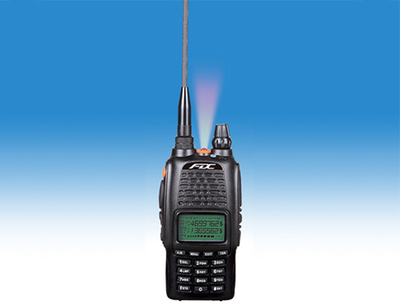 無線電對講機(jī) 現(xiàn)代通訊的基礎(chǔ)設(shè)備與實(shí)用指南